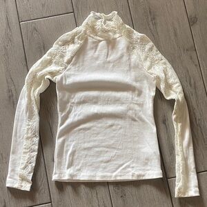 Elegant White Lace Sleeve Women's Top